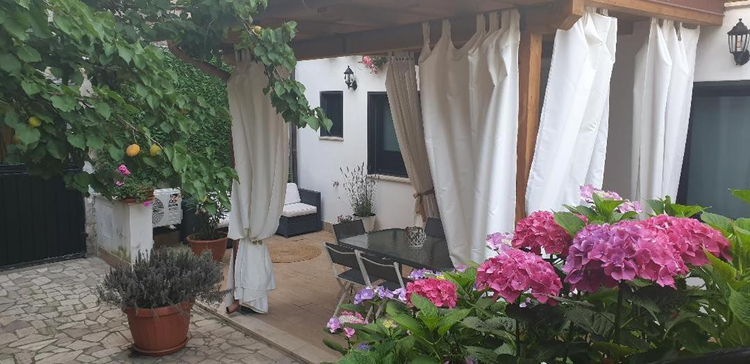 Hotel Il Giardinetto Di Dilyana Monterosi Exterior foto