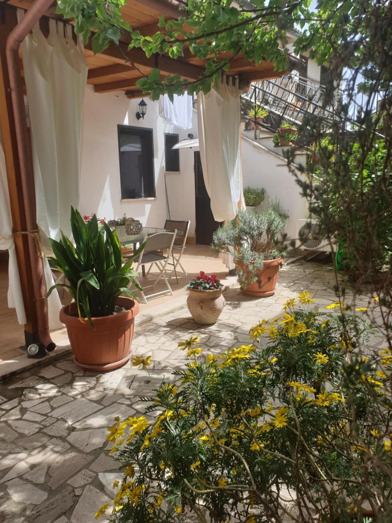 Hotel Il Giardinetto Di Dilyana Monterosi Exterior foto